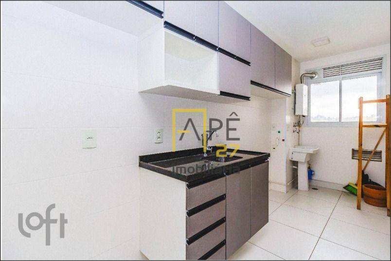 Apartamento à venda com 2 quartos, 68m² - Foto 3