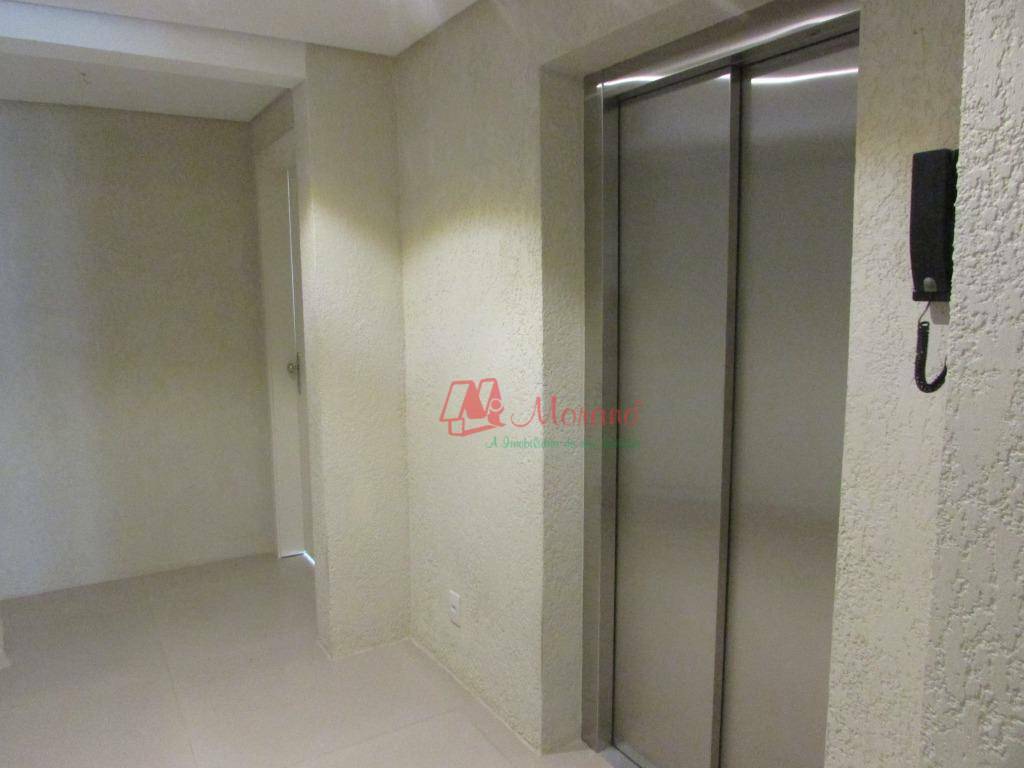 Apartamento à venda com 3 quartos, 84m² - Foto 4