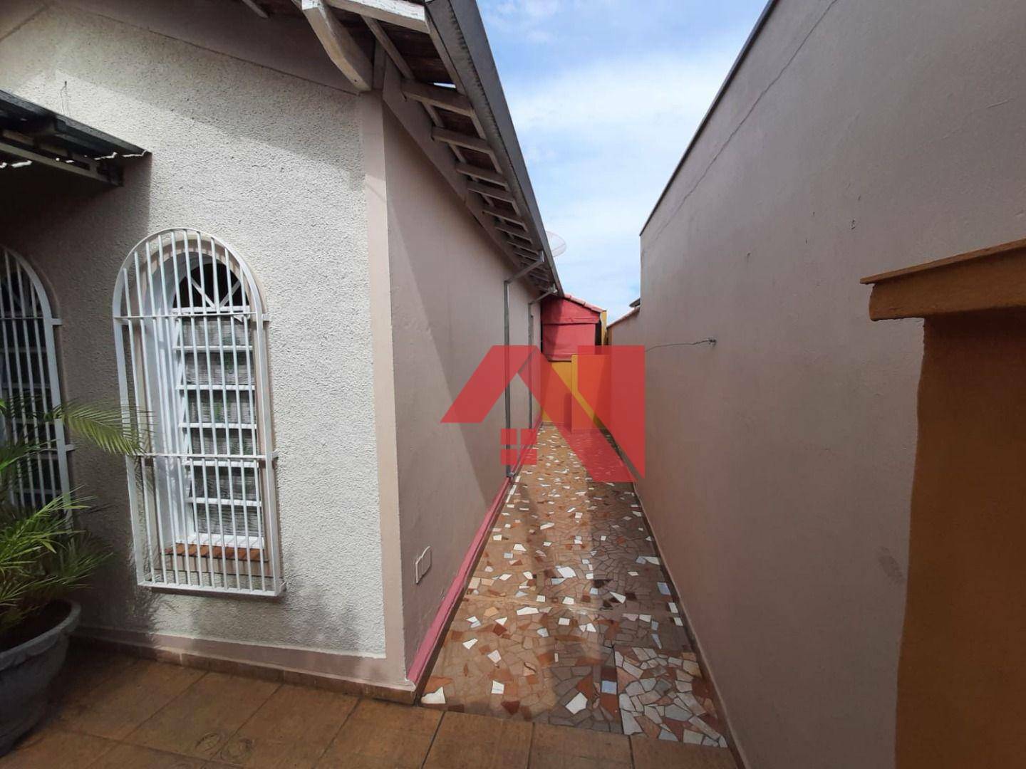 Casa à venda com 3 quartos, 176m² - Foto 4