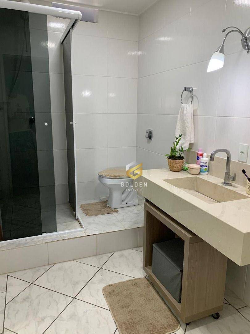 Sobrado à venda com 5 quartos, 288m² - Foto 3