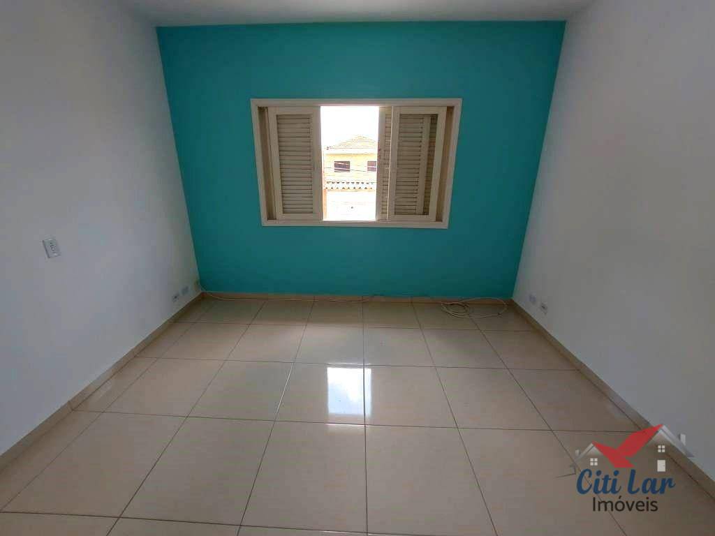 Sobrado à venda e aluguel com 3 quartos, 250m² - Foto 35