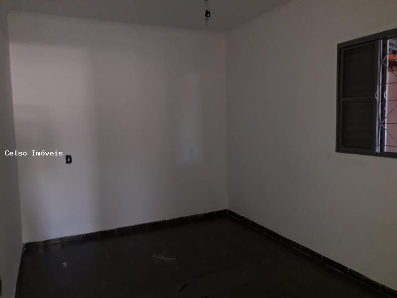 Casa à venda com 3 quartos, 250m² - Foto 13