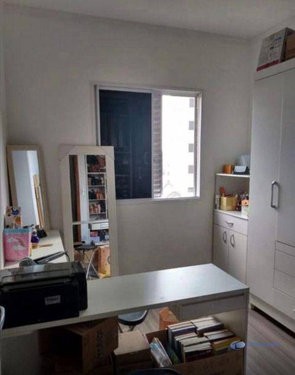 Apartamento à venda com 3 quartos, 80m² - Foto 13