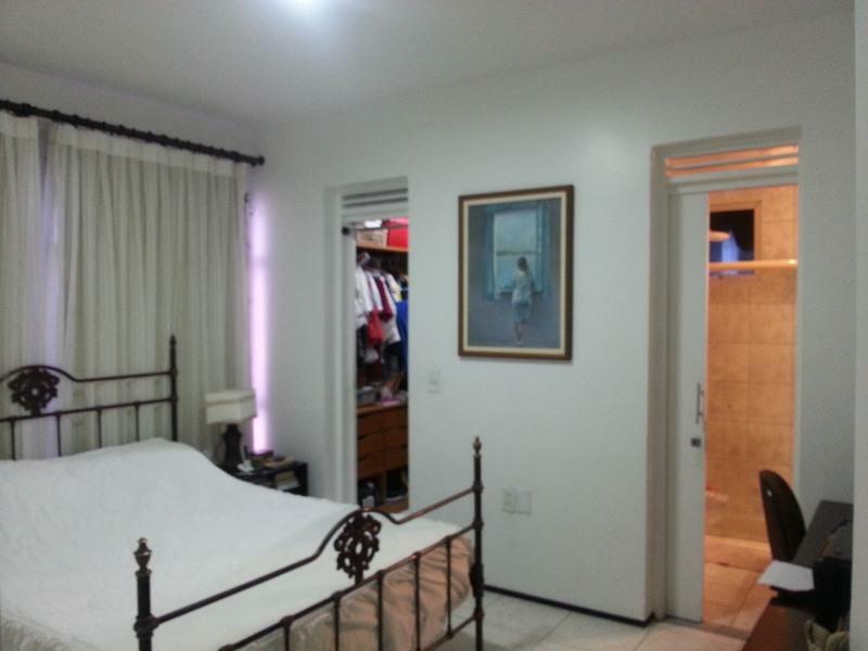 Apartamento à venda com 3 quartos, 156m² - Foto 19