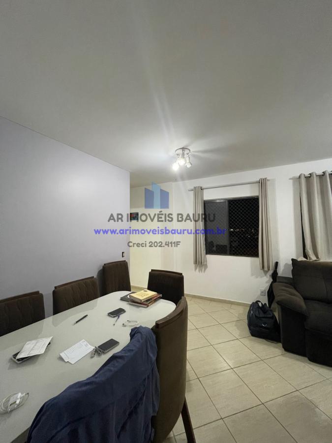 Apartamento à venda com 3 quartos, 76m² - Foto 2