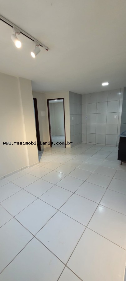 Apartamento à venda com 2 quartos, 45m² - Foto 11