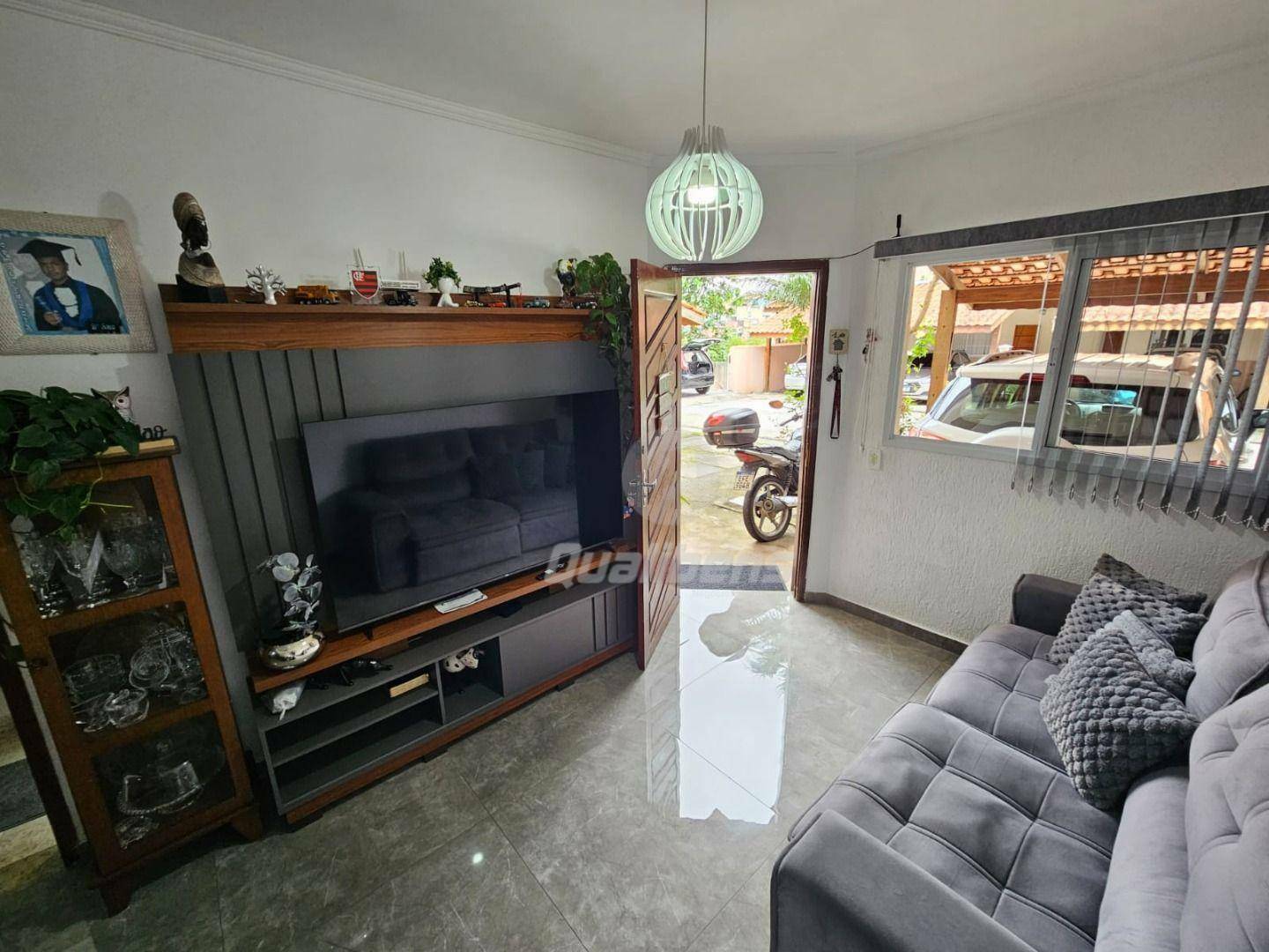 Sobrado à venda com 2 quartos, 62m² - Foto 1