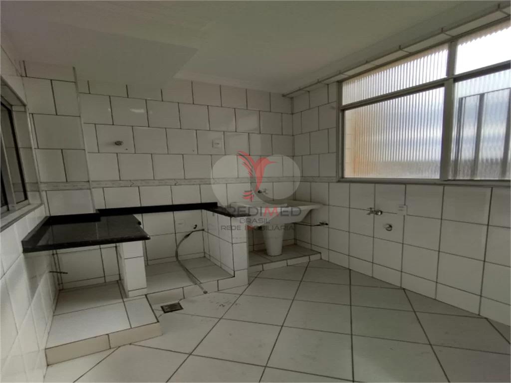 Apartamento à venda com 3 quartos, 130m² - Foto 13