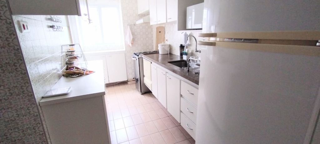 Apartamento à venda com 3 quartos, 93m² - Foto 6