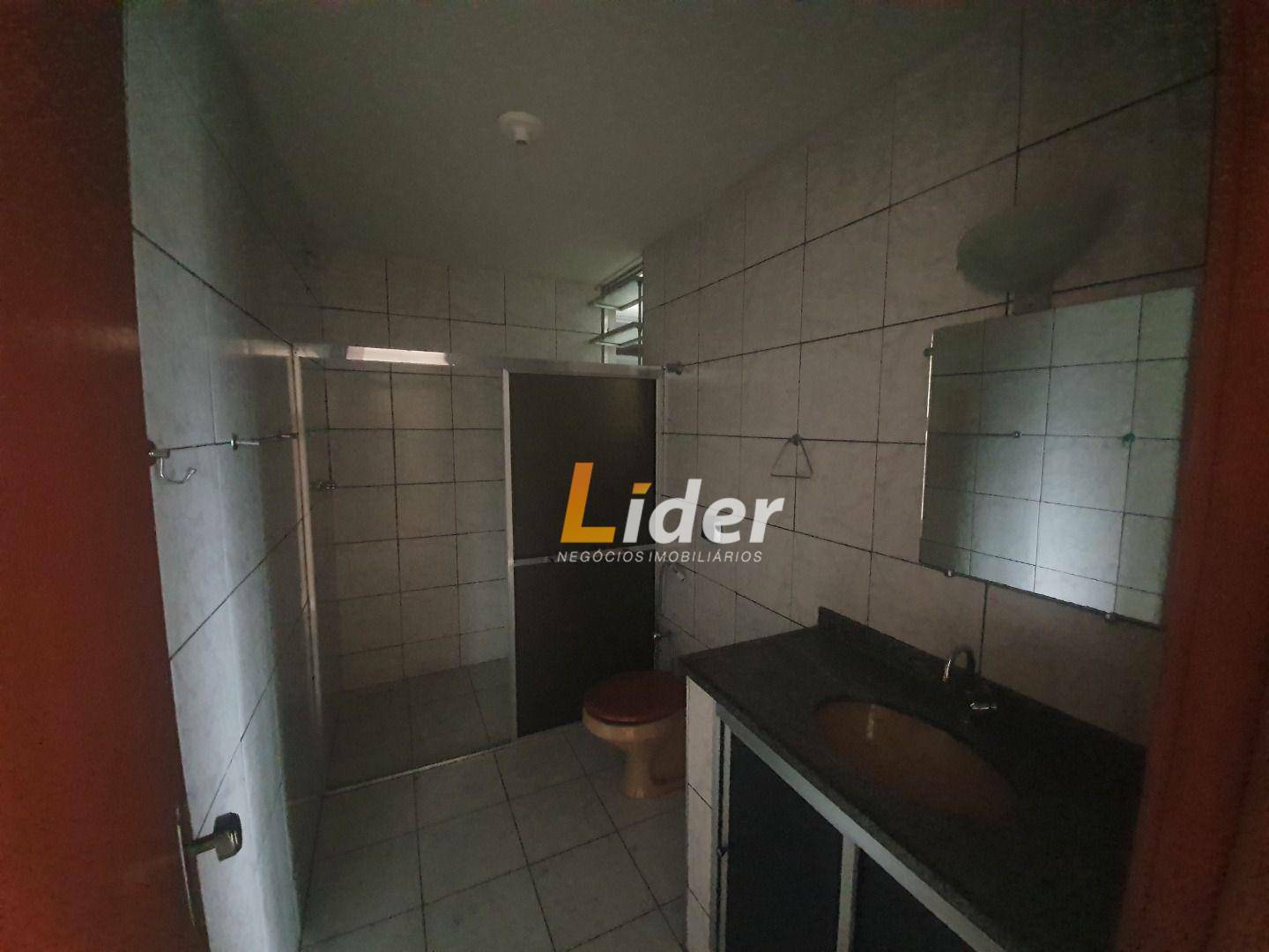 Apartamento para alugar com 3 quartos, 100m² - Foto 10