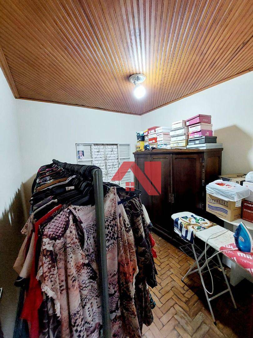 Casa à venda com 3 quartos, 247m² - Foto 14