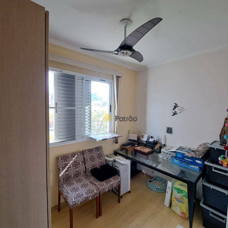 Apartamento à venda com 3 quartos, 85m² - Foto 13