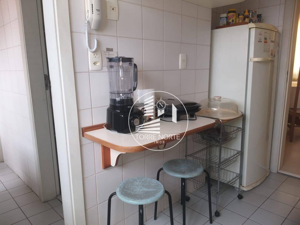 Apartamento à venda com 3 quartos, 96m² - Foto 11