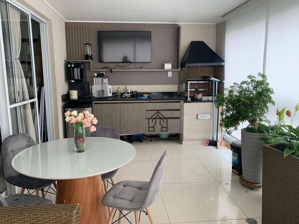 Apartamento à venda com 3 quartos, 127m² - Foto 3