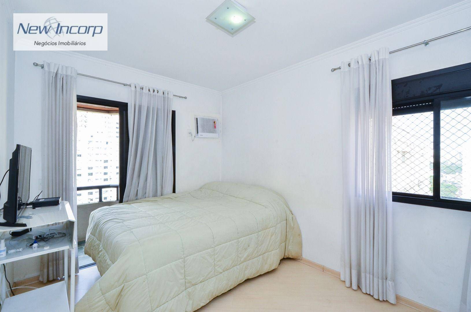 Apartamento à venda com 3 quartos, 130m² - Foto 13