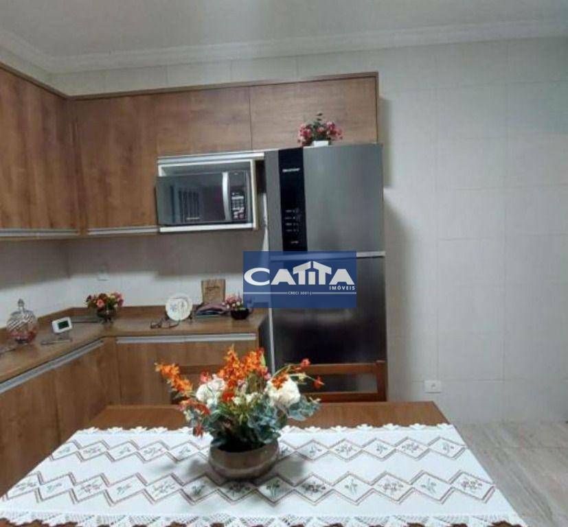 Sobrado à venda com 4 quartos, 200m² - Foto 8