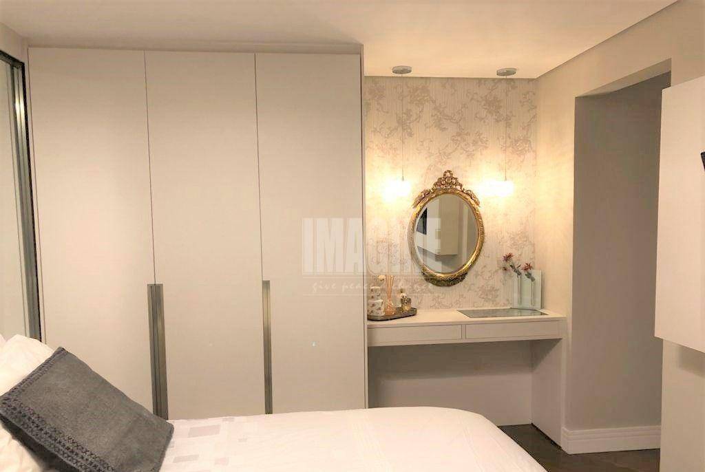 Apartamento à venda com 4 quartos, 189m² - Foto 7