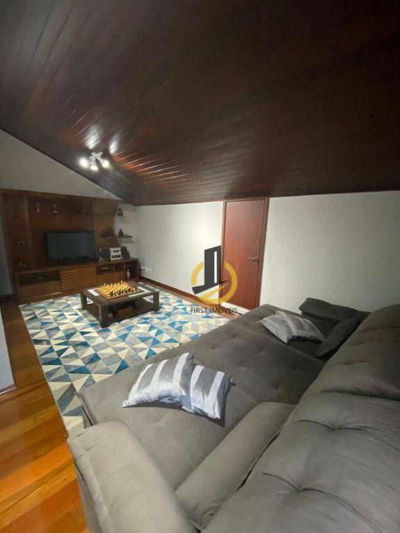 Casa à venda com 3 quartos, 380m² - Foto 26