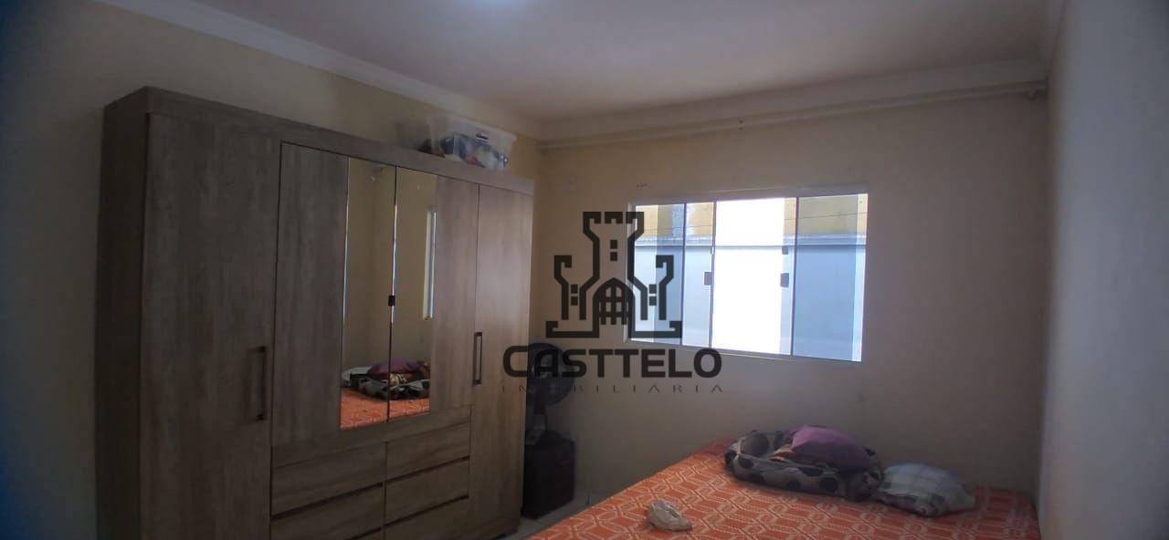 Casa à venda com 3 quartos, 70m² - Foto 19