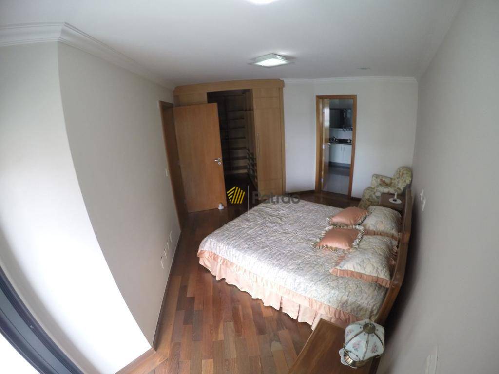 Apartamento à venda com 4 quartos, 215m² - Foto 28