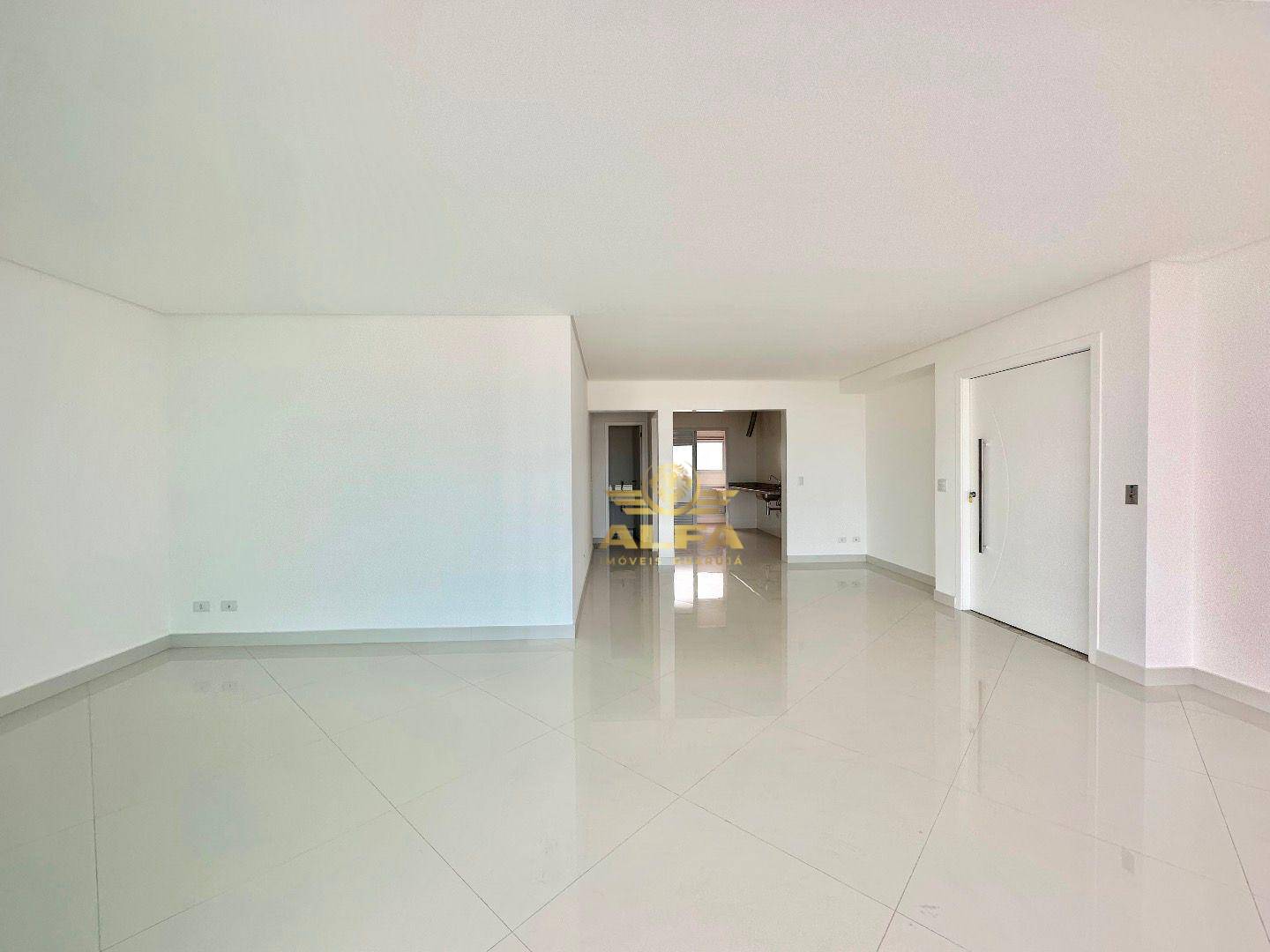 Apartamento à venda com 3 quartos, 157m² - Foto 8