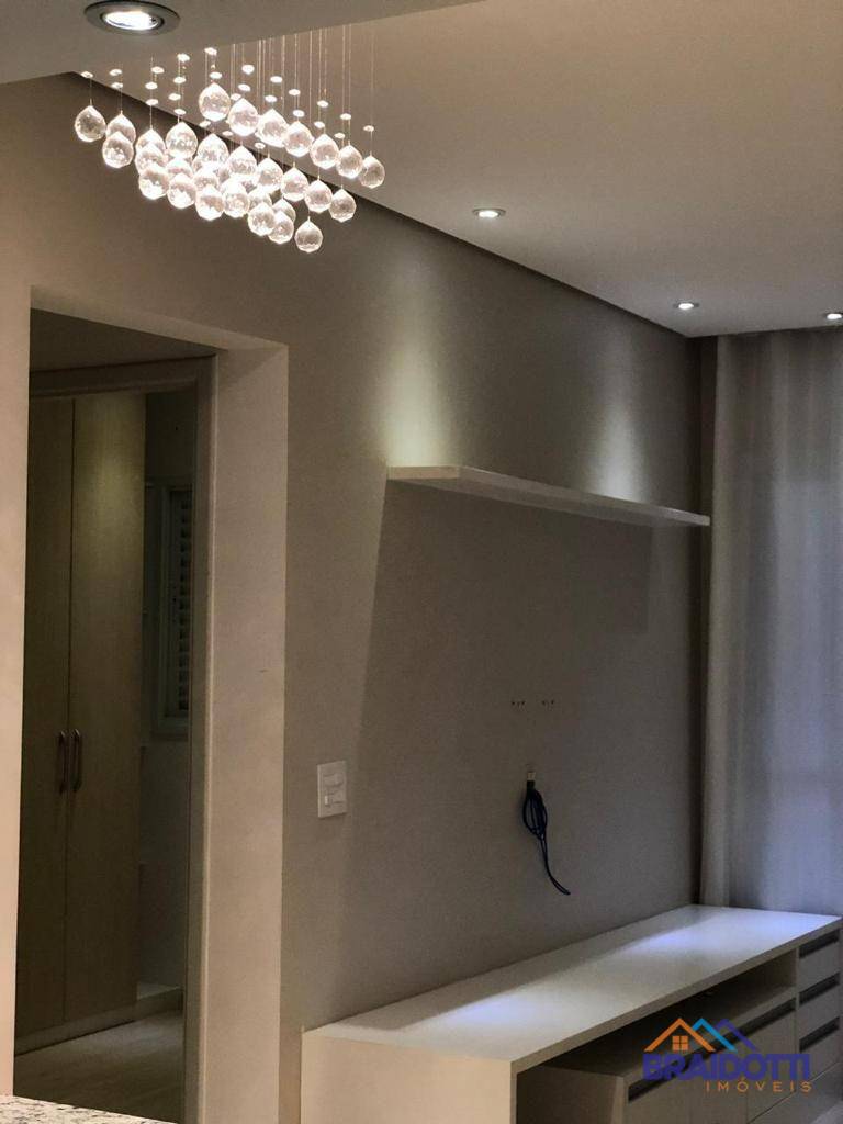 Apartamento à venda com 2 quartos, 69m² - Foto 5