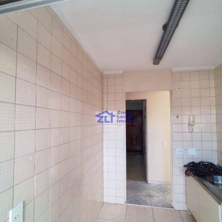 Apartamento à venda com 2 quartos, 45m² - Foto 40