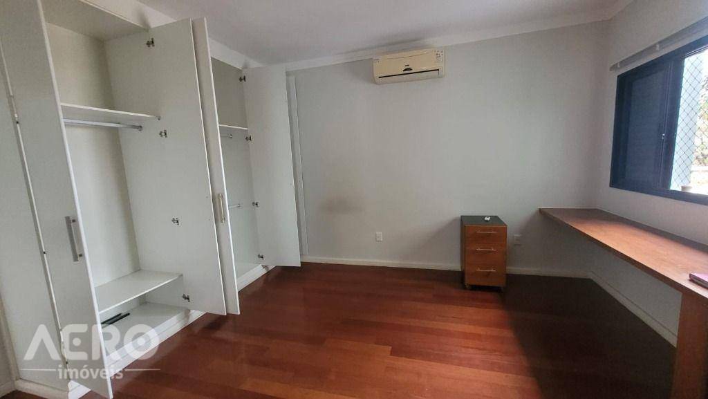 Casa de Condomínio à venda com 4 quartos, 400m² - Foto 12