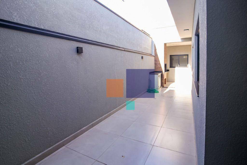 Casa à venda com 3 quartos, 125m² - Foto 4