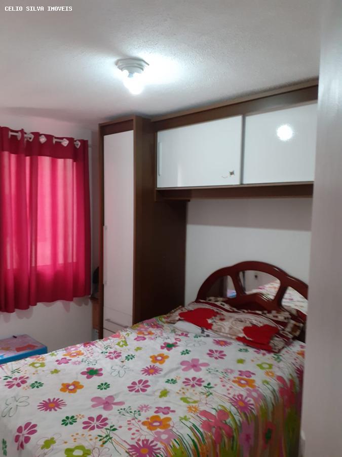 Apartamento à venda com 3 quartos - Foto 6