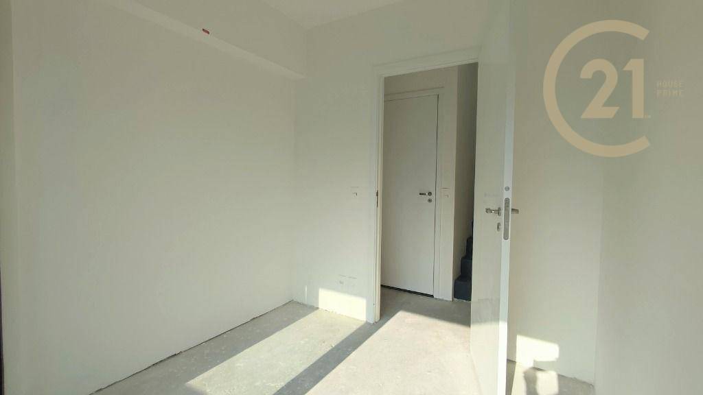 Apartamento à venda com 2 quartos, 67m² - Foto 29