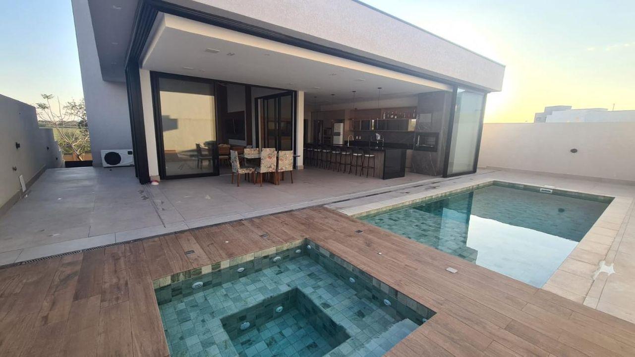 Casa de Condomínio à venda com 3 quartos, 463m² - Foto 3