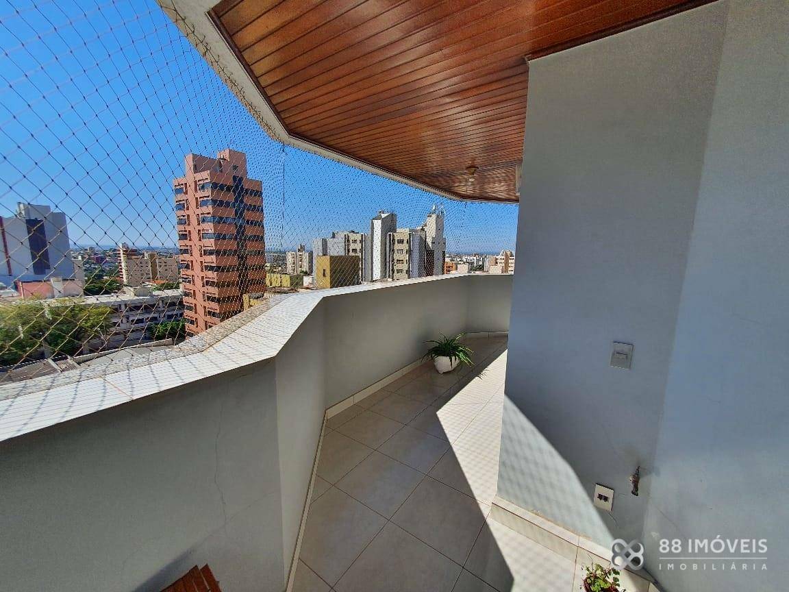 Apartamento à venda com 3 quartos, 137m² - Foto 22