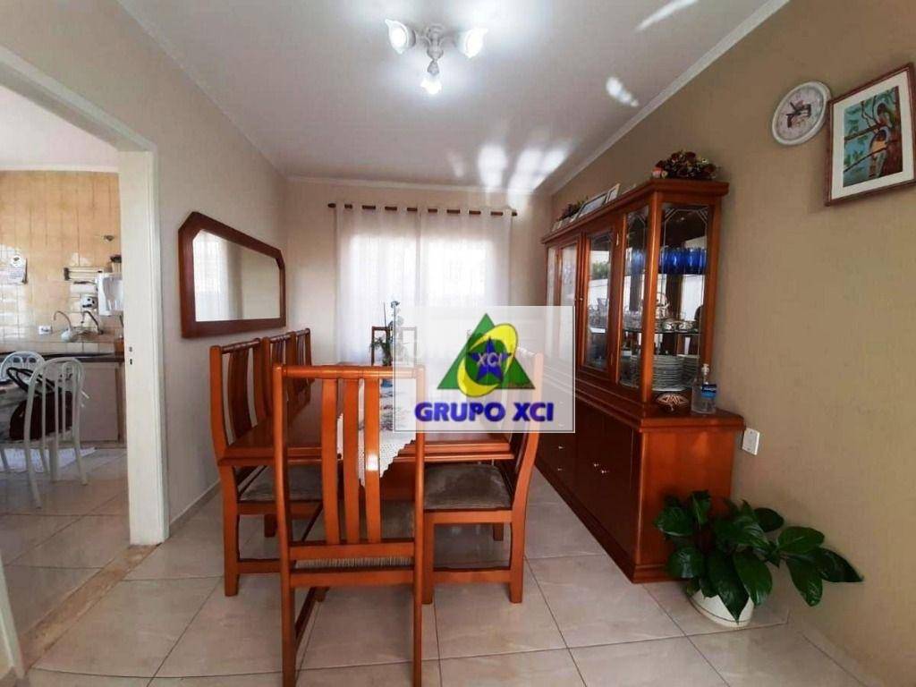 Casa, 3 quartos, 232 m² - Foto 20