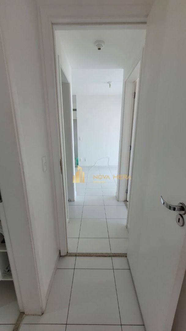 Apartamento à venda com 2 quartos, 57m² - Foto 11