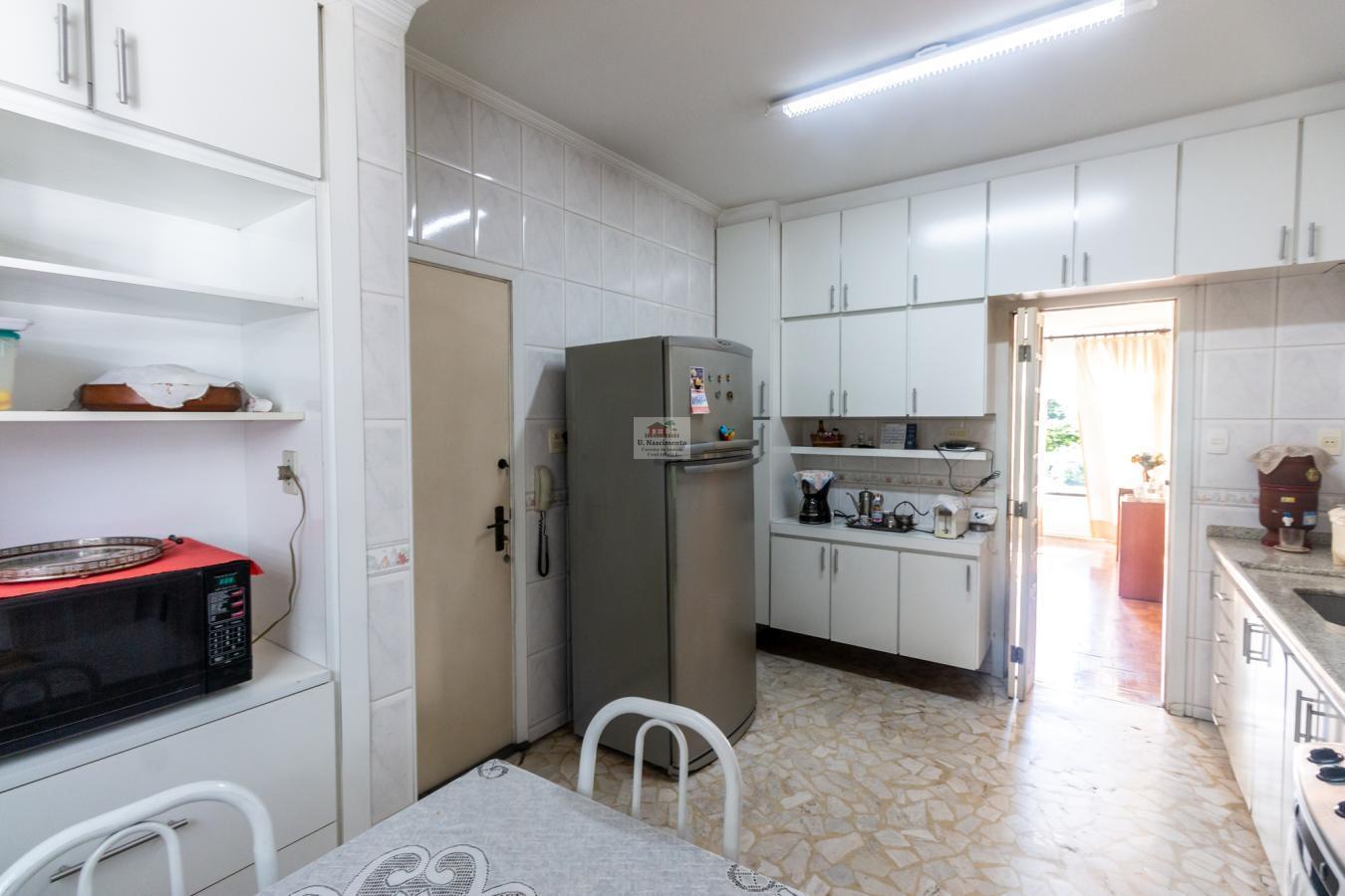 Apartamento à venda com 3 quartos, 126m² - Foto 12