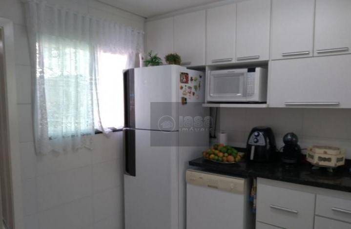 Sobrado à venda com 3 quartos, 182m² - Foto 4