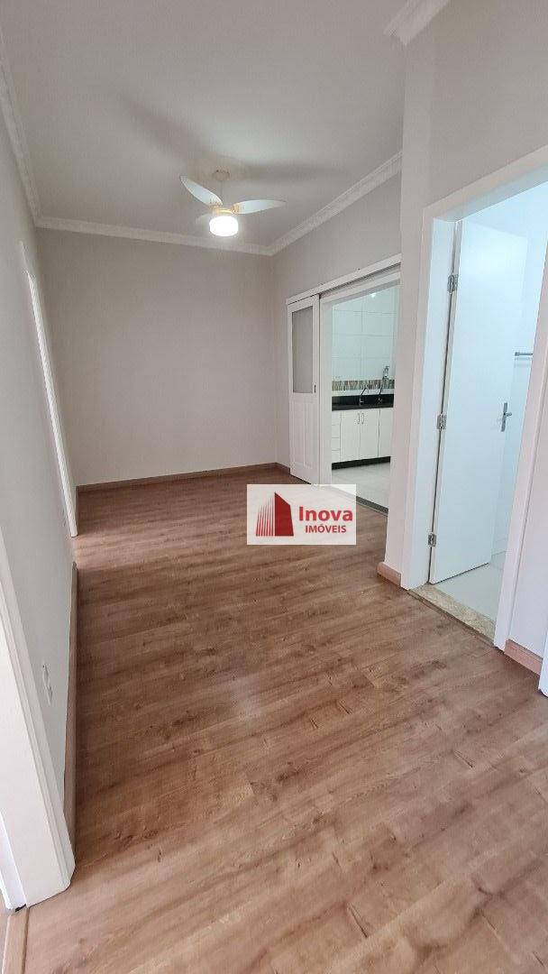 Apartamento à venda com 3 quartos, 100m² - Foto 11