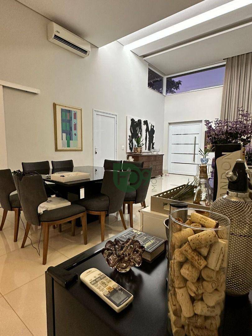 Casa de Condomínio à venda com 3 quartos, 270m² - Foto 11