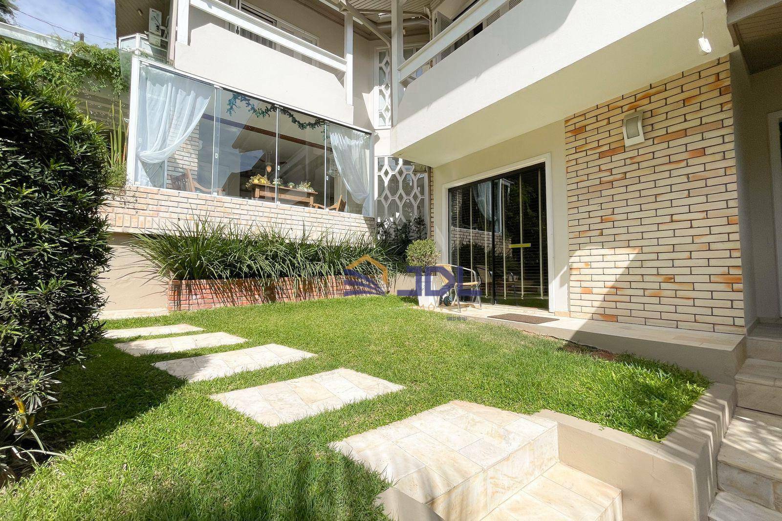 Casa à venda com 4 quartos, 408m² - Foto 3