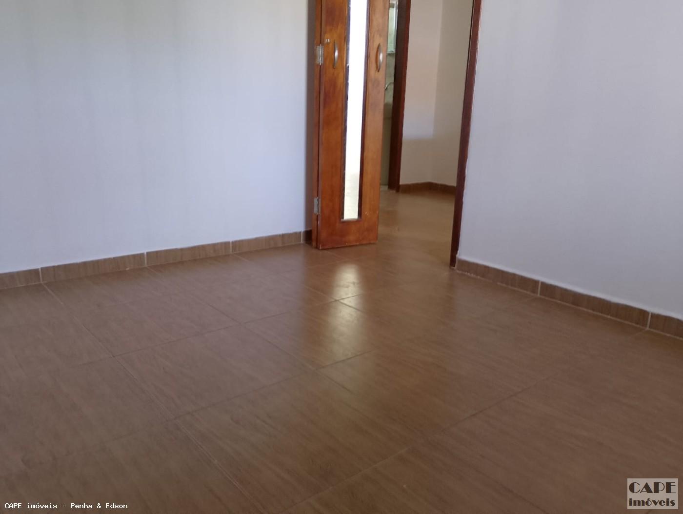 Casa para alugar com 2 quartos, 45m² - Foto 10