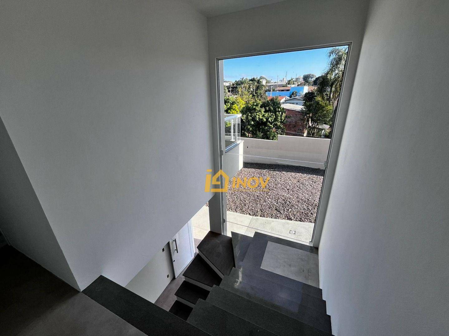 Apartamento à venda com 2 quartos, 100m² - Foto 12