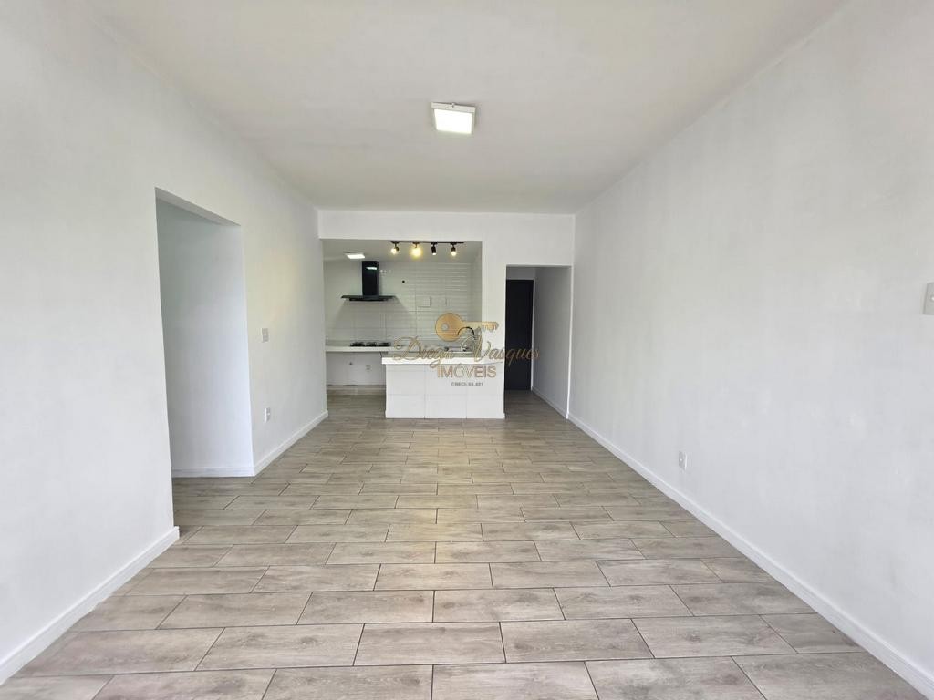 Apartamento à venda com 2 quartos, 73m² - Foto 1