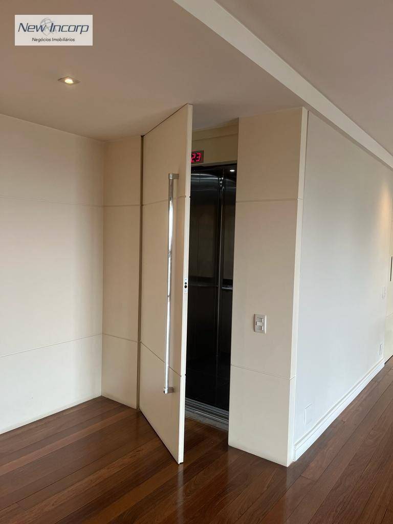 Apartamento à venda com 4 quartos, 192m² - Foto 13