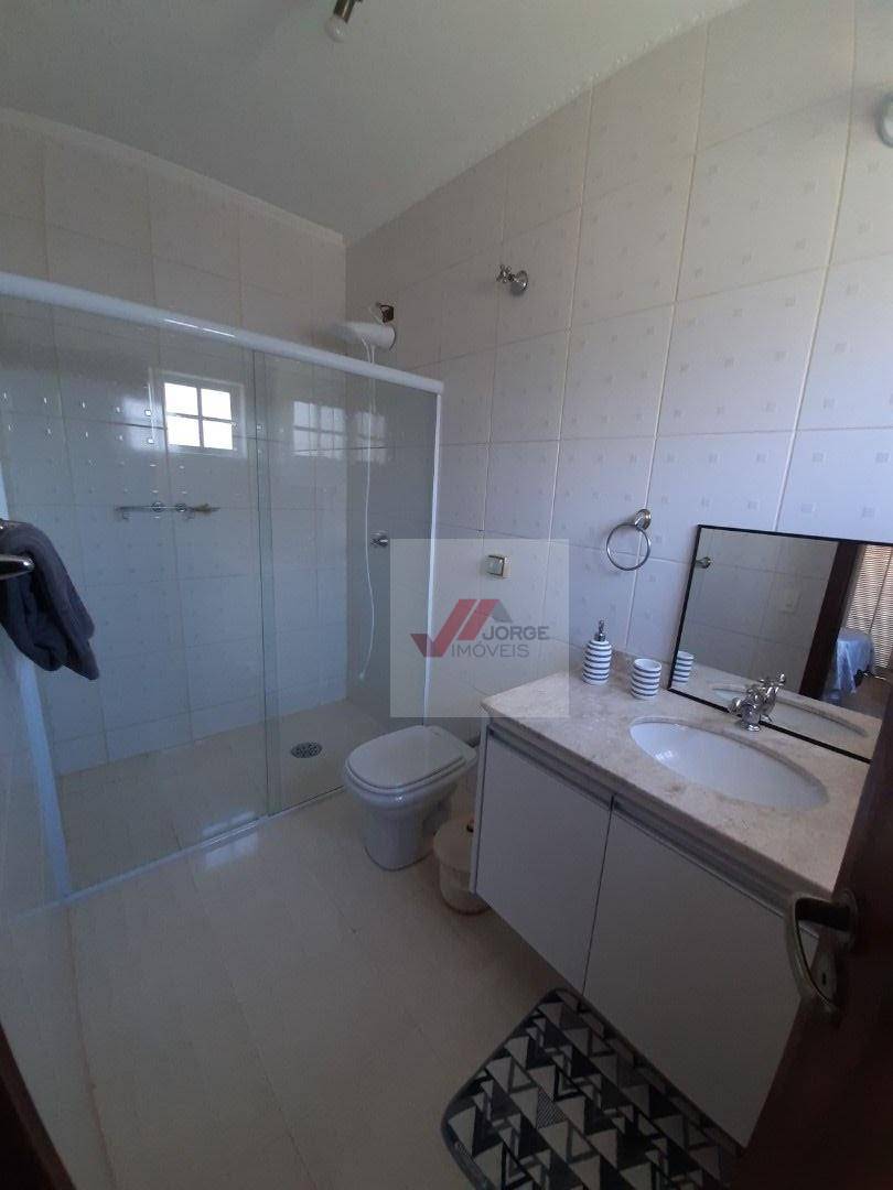 Casa à venda com 3 quartos, 275m² - Foto 18