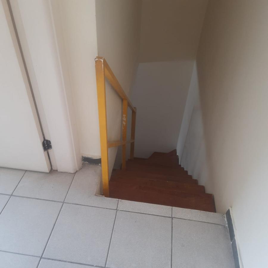 Casa à venda com 2 quartos, 75m² - Foto 17