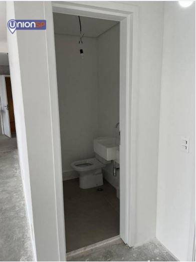 Apartamento à venda com 3 quartos, 154m² - Foto 9