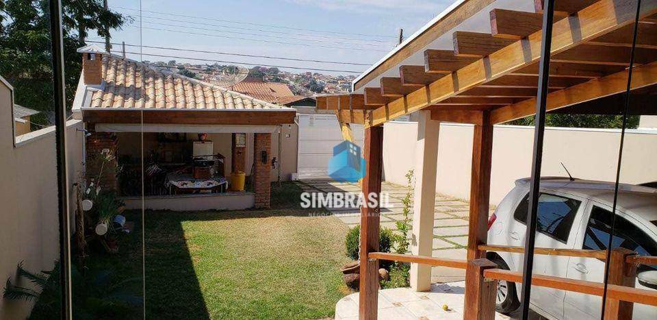 Casa à venda com 2 quartos, 145m² - Foto 2