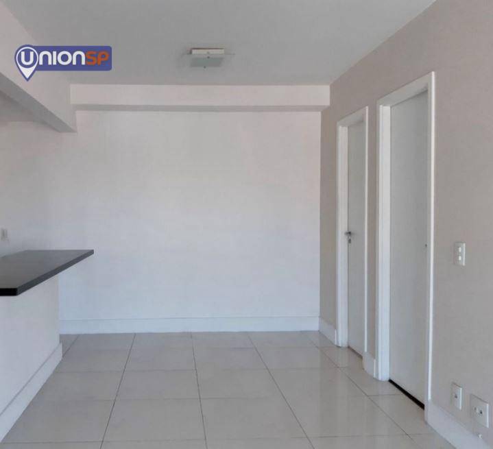 Apartamento à venda com 1 quarto, 53m² - Foto 3