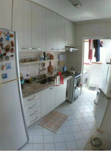 Apartamento à venda com 2 quartos, 66m² - Foto 9